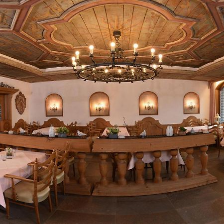 Hotel Kaiserpfalz Падерборн Экстерьер фото